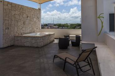 Suite 24  Boutique By Xperience S