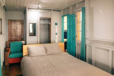 Saigon Bay Bed & Breakfast