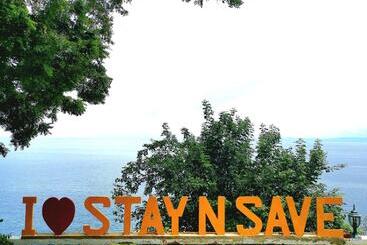 Stay N Save B&b