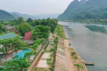 هتل Restful River Bungalow