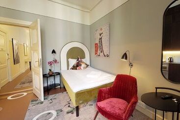 هتل The Apartments Company   The Sweet