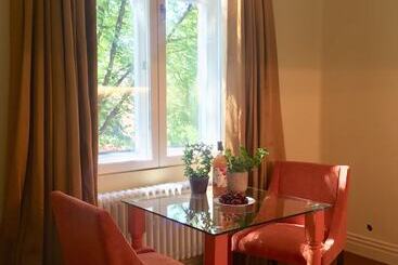 هتل The Apartments Company   The Sweet