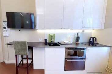 هتل The Apartments Company   The Sweet