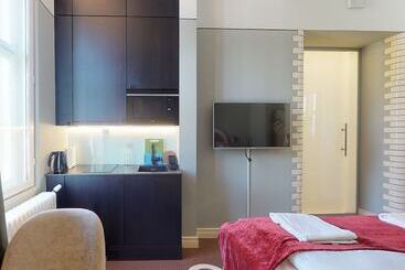 هتل The Apartments Company   The Sweet