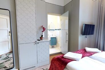 هتل The Apartments Company   The Sweet