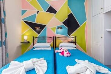 Riviera Seaside Hotel By Estia
