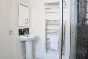 تختخواب و صبحانه Park View Rooms And Relaxation