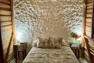 هتل روستایی Eco Finca Hostal Santorum
