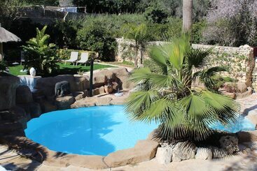 هتل The Red Farm Relais & Spa
