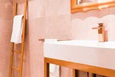 هتل The Red Farm Relais & Spa