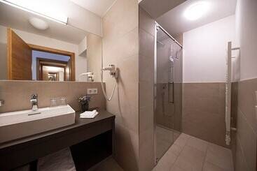 Lakeside Luxury Apartments