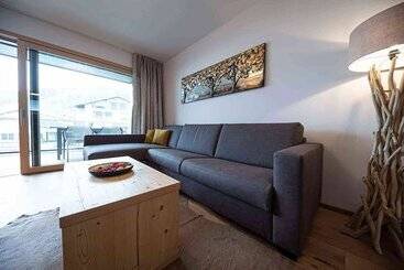 Lakeside Luxury Apartments
