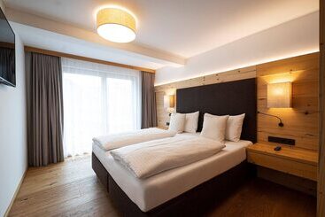 Lakeside Luxury Apartments