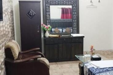 پانسیون Embassy Inn Guest House Hyderabad
