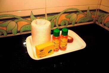 Fabhotel Bliss Premium