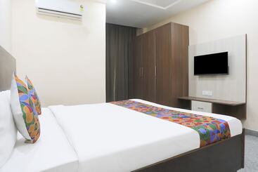Fabhotel Bliss Premium