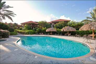 Blue Bay Beach Villas