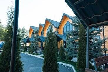 Everest Rest House