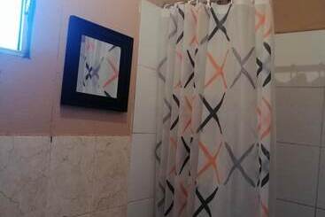 Hostal La Casa Blanca
