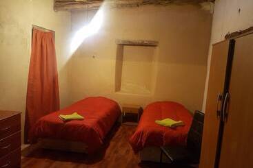 Hostal La Casa Blanca