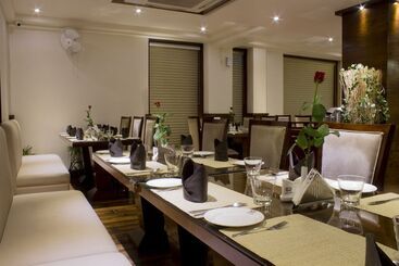 هتل Ajmer Inn