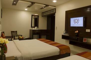 هتل Ajmer Inn