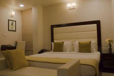 هتل Ajmer Inn
