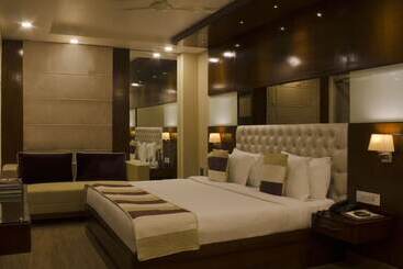 هتل Ajmer Inn