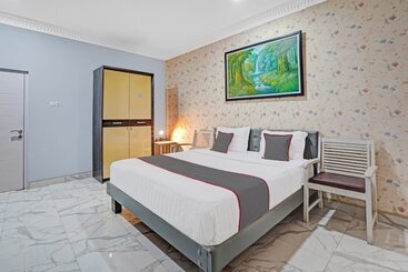 בית מלון כפרי Collection O 90783 Probolinggo Homestay