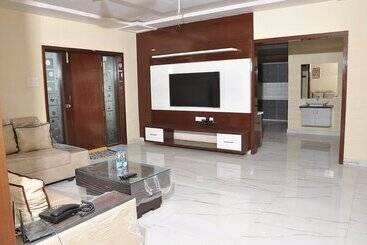 ホテル The Butterfly Luxury Serviced Apartments Ramachandra Vijayawada
