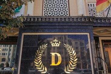 هتل Dendi Plaza