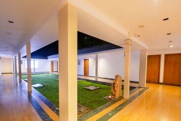 هتل Mint Koregaon Park