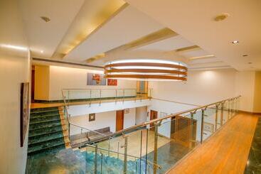 هتل Mint Koregaon Park