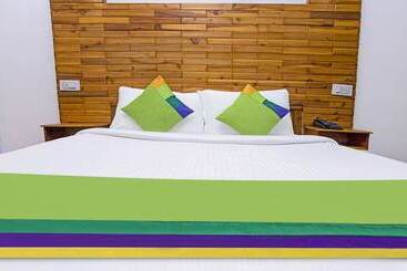 هتل Treebo Omega Stay Inn