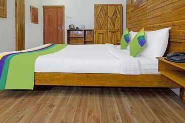 هتل Treebo Omega Stay Inn