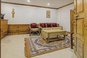 هتل Treebo Omega Stay Inn