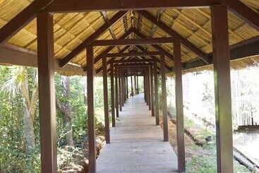 هتل Phuruarounmai Resort