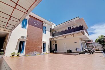 هتل R&s Living Residence By Reddoorz