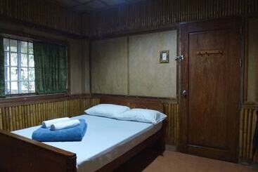 هتل Ten Cents To Heaven Leisure Camp