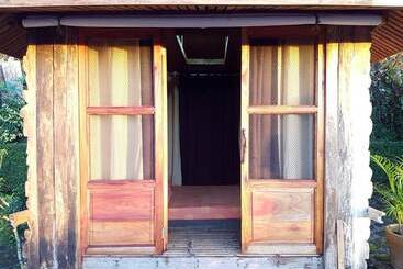 هتل Ten Cents To Heaven Leisure Camp