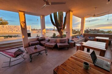La Ventana Hostel