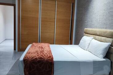 Les Belles Residences F