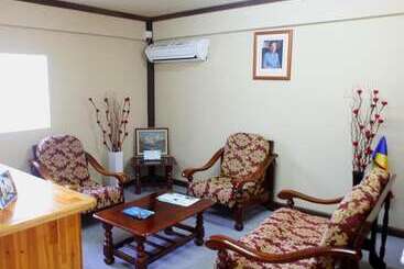 Lone Self Catering Apartment