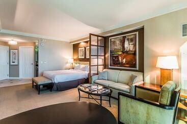 Signature Condos