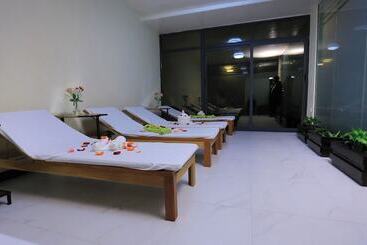 Triple E Hotel And Spa
