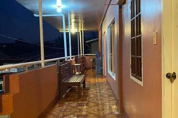 هاستل Wilnags Inn Puerto Princesa Near Airport
