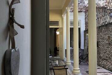 تختخواب و صبحانه Casa Colonia Villa Bonita
