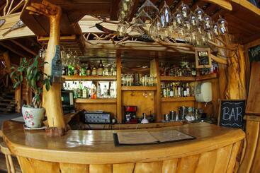 هتل Rocanegra Mountain Lodge