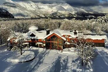 هتل Rocanegra Mountain Lodge