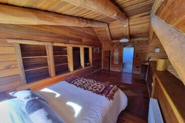 هتل Rocanegra Mountain Lodge
